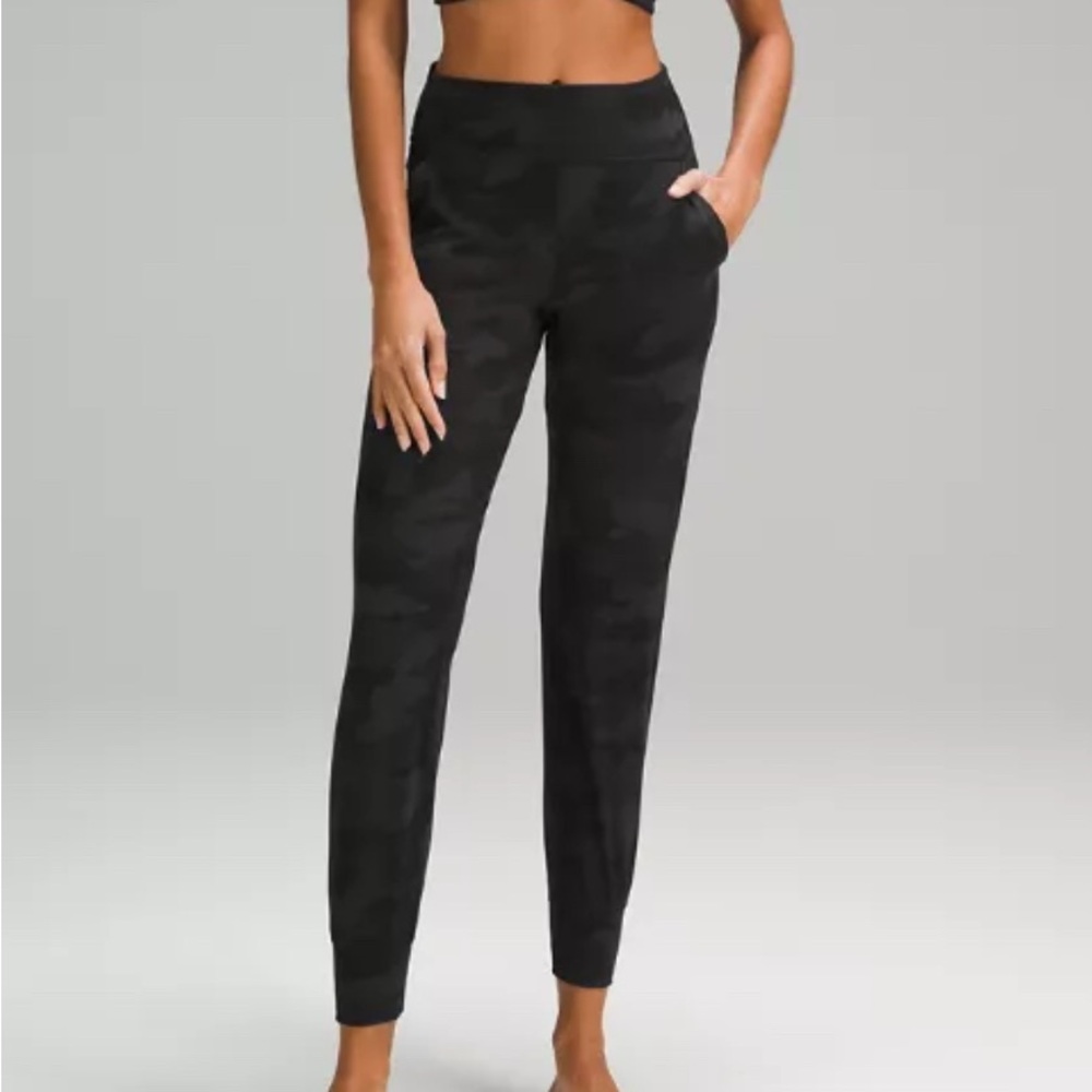 lululemonn align 28” camo joggers